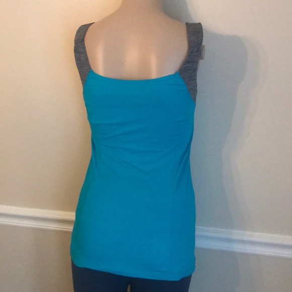⭐️ Lululemon Tank Top - Picture 6 of 8